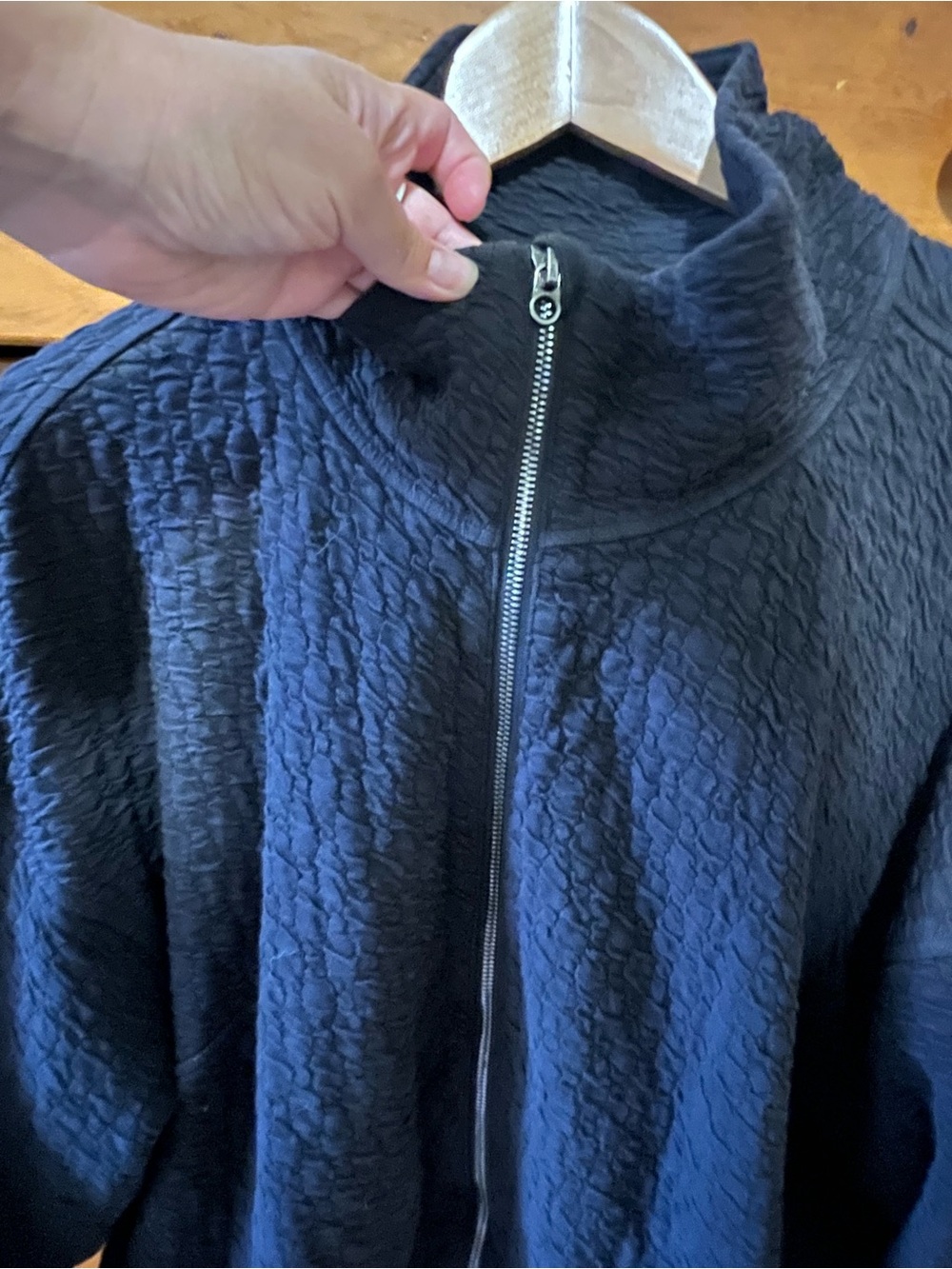 Lululemon black Rippled full
Zip quilted jacket - Picture 6 of 8